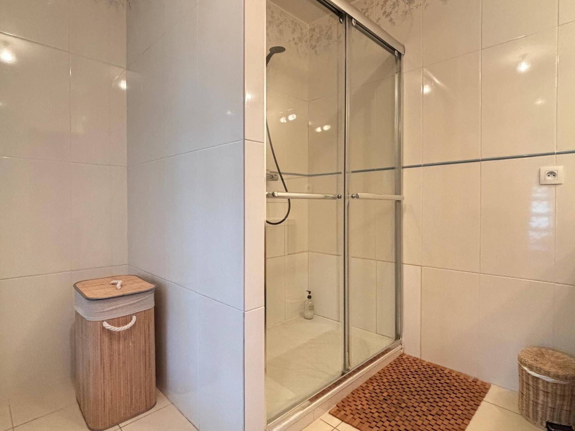Les Douves Duplex 5 Personnes Lumineux Avec Jardin Et Terrasse Amenagee , Vue Sur Chateau A 5Mn De La Mer, Proche Omaha Beach Et Bayeux Commes Екстериор снимка